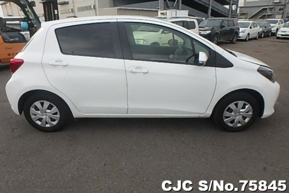 2015 Toyota Vitz White for sale | Stock No. 75845 | Japanese Used